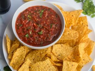 Chips & Salsa Chips & Salsa