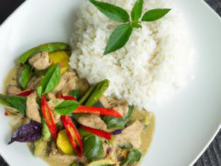 Green Curry with Pork [16 oz]