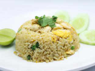 Thai Fried Rice with Chicken [16 oz]