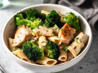 Penne, Broccoli and Grilled Chicken Penne, Broccoli and Grilled Chicken