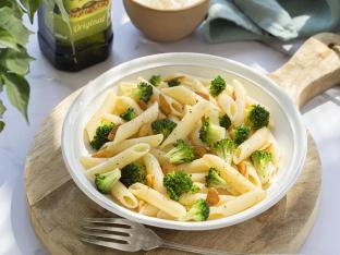 Penne and Broccoli with Garlic and Oil Penne and Broccoli with Garlic and Oil