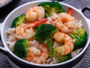 Prawns with Broccoli and Vegetable Fried Rice Prawns with Broccoli and Vegetable Fried Rice