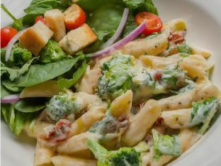 Pasta Primavera with White Sauce Pasta Primavera with White Sauce