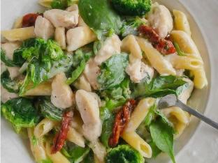 Chicken Pasta Primavera with White Sauce Chicken Pasta Primavera with White Sauce