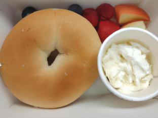 Gluten-Free Plain Bagel with Cream Cheese and Fruit Salad Gluten-Free Plain Bagel with Cream Cheese and Fruit Salad