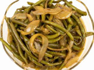 Sauteed String Beans with Onions in Oyster sauce Sauteed String Beans with Onions in Oyster sauce