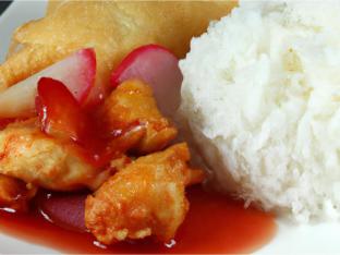 Sweet & Sour Chicken on White Rice with Crab Rangoons Sweet & Sour Chicken on White Rice with Crab Rangoons