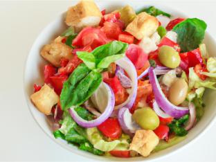 Mediterranean Salad (Dairy Free) Mediterranean Salad (Dairy Free)