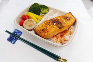 [Special Diet] Maple Balsamic Salmon Bento Box (NO GARLIC/ALLIUM)