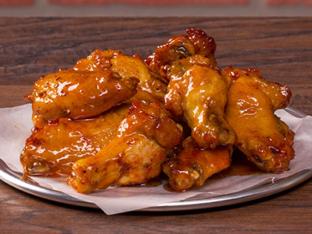 Frank's Redhot Stingin' Honey Garlic Wings Frank's Redhot Stingin' Honey Garlic Wings