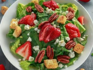 Group Strawberry Salad Group Strawberry Salad