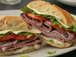 Gluten Free Roast Beef and Provolone Sandwich Gluten Free Roast Beef and Provolone Sandwich