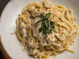 Chicken Alfredo Spaghetti
