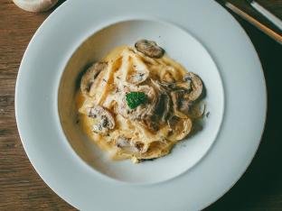 Vegetarian Mushroom Carbonara Vegetarian Mushroom Carbonara