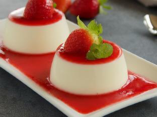 Strawberry Panna Yotta