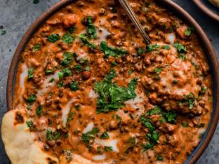 Daal Mahkni Boxed Meal [Small]