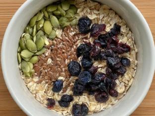 Organic Oatmeal with Honey Organic Oatmeal with Honey