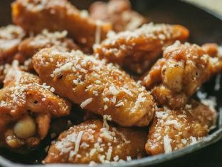 Garlic Wings Garlic Wings