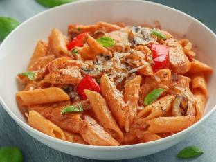 Penne Ala Vodka with Chicken Penne Ala Vodka with Chicken