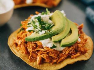 Tostadas de Tinga Tostadas de Tinga