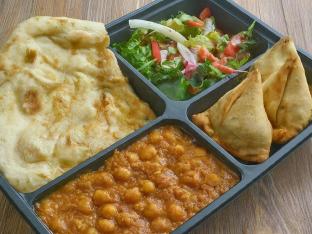Chola | Salad | Plain Naan and Samosa Chola | Salad | Plain Naan and Samosa
