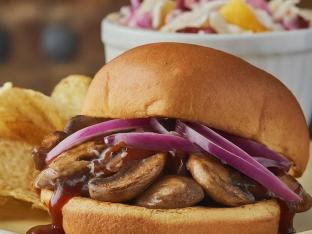 BBQ Mushroom Sandwich Boxed Meal | Sea Salt Chips | Fruit Cup