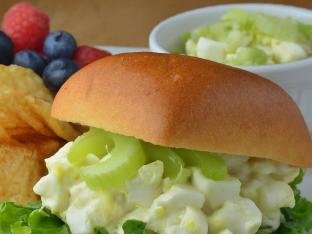 Egg Salad Sandwich Boxed Meal | Sea Salt Chips | Fruit Cup