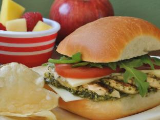 Grilled Chicken Pesto Sandwich Boxed Lunch | Sea Salt Chips | Fruit Cup