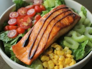 [Special Diet] Garden Salad With Salmon (NO Garlic, Onions / Allium)
