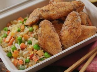 Lemon Pepper Chicken Wings with Veggie Fried Rice Boxed Meal Lemon Pepper Chicken Wings with Veggie Fried Rice Boxed Meal