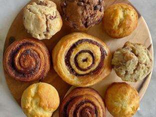 Fresh Pastry Tray [Medium]