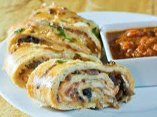 Ultimate Veggie Stromboli Ultimate Veggie Stromboli