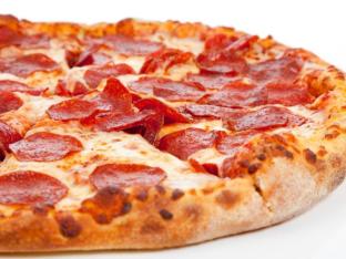 Ultimate Pepperoni Pizza Ultimate Pepperoni Pizza
