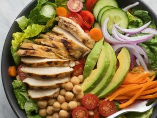 House Garden Salad with Grilled Chicken House Garden Salad with Grilled Chicken