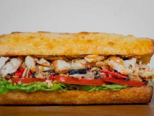 Crispy Crunchy Chicken Sandwich with Garden Salad Crispy Crunchy Chicken Sandwich with Garden Salad