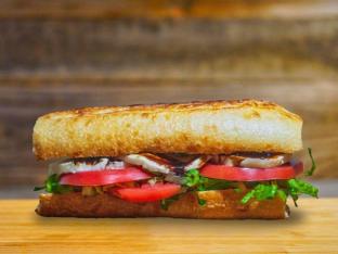 Caprese Sandwich with Garden Salad Caprese Sandwich with Garden Salad
