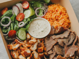 Mix Chicken and Gyro Plate Mix Chicken and Gyro Plate
