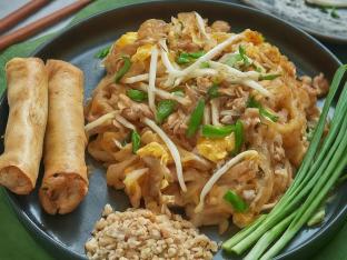 Pork Pad Thai with Edamame