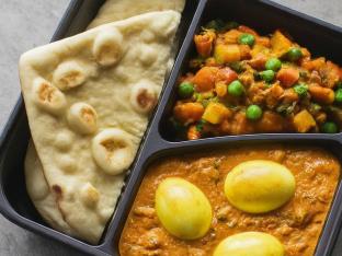 Egg Curry with Veggie Korma and Naan Egg Curry with Veggie Korma and Naan
