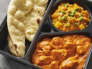 Chicken Curry with Naan and Veggie Korma Chicken Curry with Naan and Veggie Korma