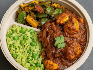 Chicken Vindaloo with Peas Pulao and Tawa Veggies (Allergen Free) Chicken Vindaloo with Peas Pulao and Tawa Veggies (Allergen Free)