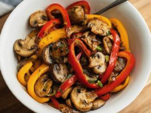 Sauteed bell peppers and mushrooms Sauteed bell peppers and mushrooms