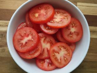 Sliced Tomatoes Sliced Tomatoes