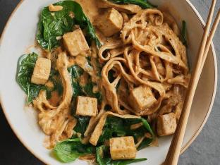 Rama Wide Noodle with Tofu Rama Wide Noodle with Tofu