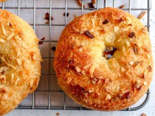 Onion Bagel