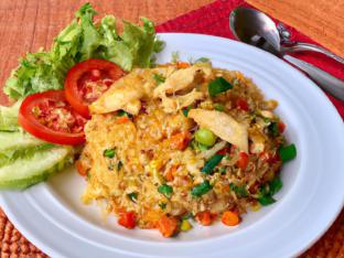 Thai Fried Rice with Chicken [21 oz]