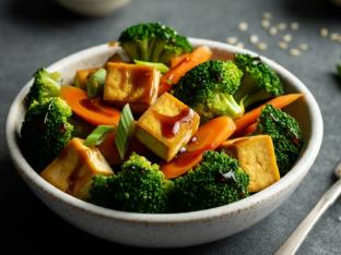 Ginger Broccoli with Tofu Ginger Broccoli with Tofu