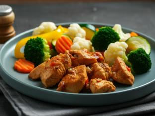 Light Carb Stewed Chicken with Steamed Broccoli and Steamed Seasonal Vegetables