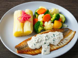 Tilapia w/ Coconut Sauce, Yuca with Pickled Red Onions, Steamed Vegetables
