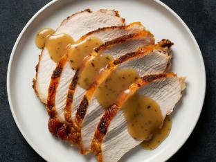 Roasted Turkey with Giblet Gravy Roasted Turkey with Giblet Gravy